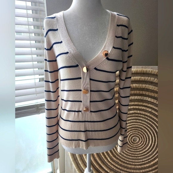 Striped Lightweight V-Neck Pull Over By Morgan De Toi - Picture 1 of 7